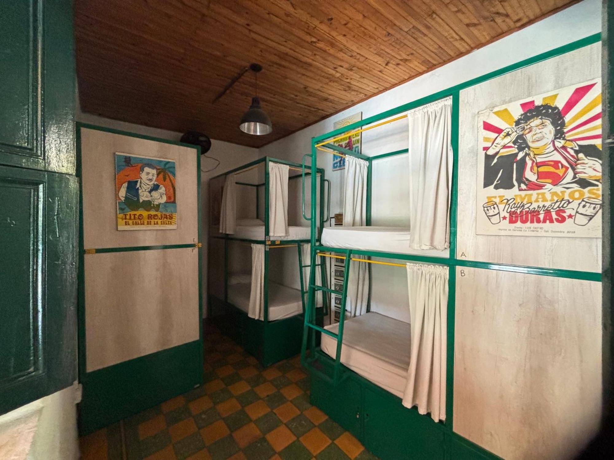 Viajero Hostel Cali & Salsa School Hotel 2*